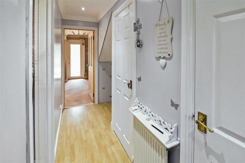 121 Fennells, Harlow, CM19 4RP