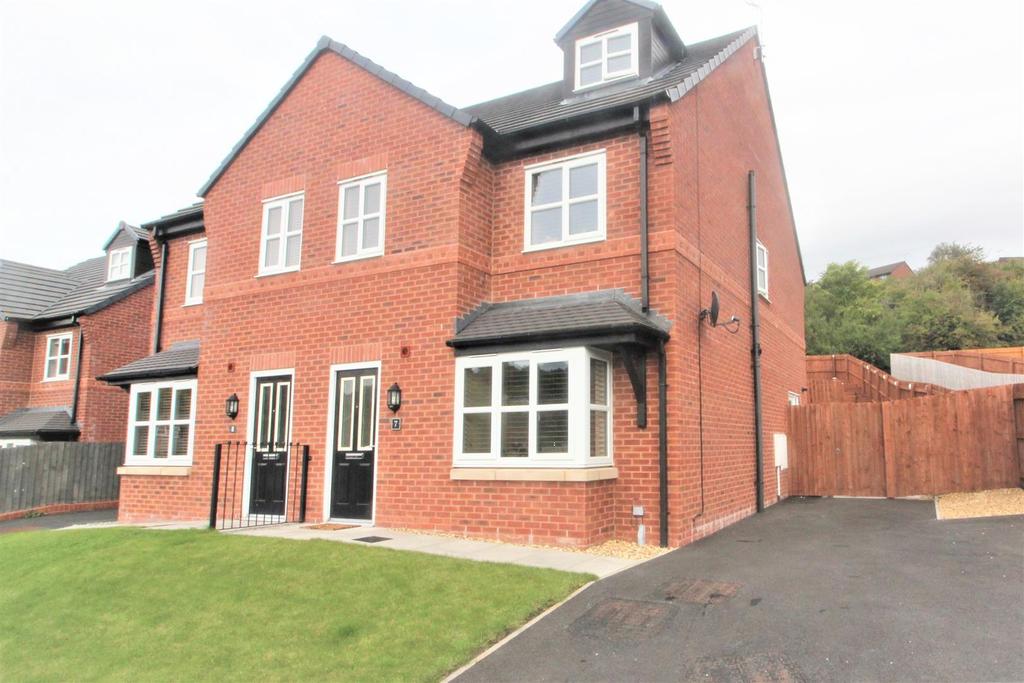 Nant Court, Brymbo, Wrexham 4 bed semidetached house £210,000