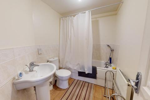 10 Dextor Close, Canterbury, CT2 7JB