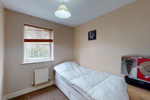 10 Dextor Close, Canterbury, CT2 7JB