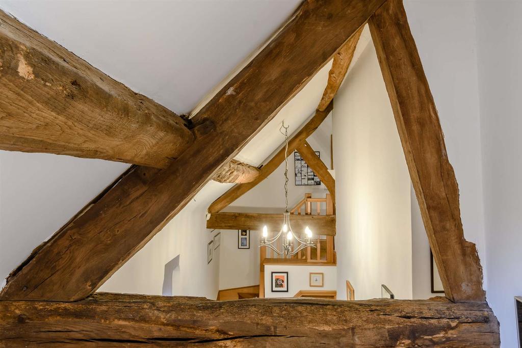 8457031-interior12-800.jpg