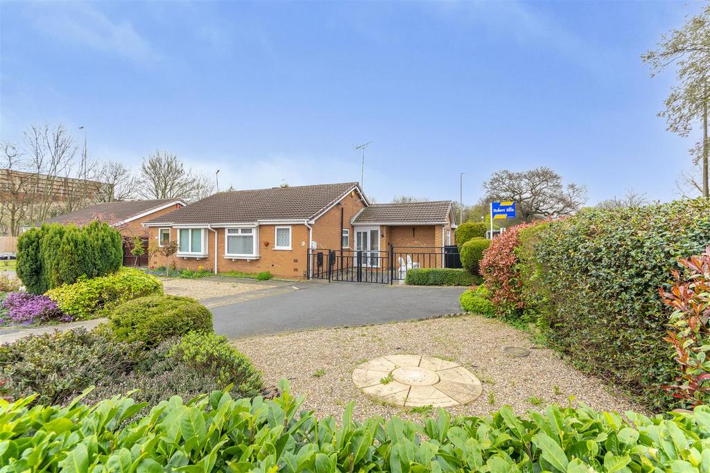 Brendon Way, Long Eaton 2 bed semidetached bungalow for sale £210,000