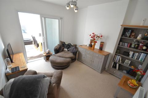 3 Warwick Road, Long Eaton, Nottingham, NG10 2EB