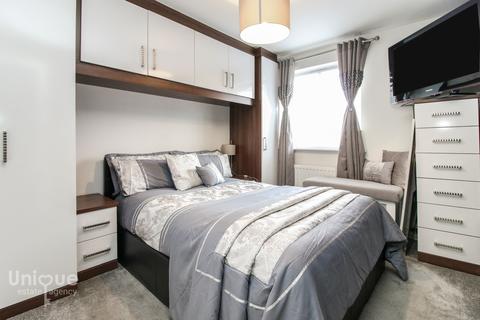 8 Betjeman Close, Blackpool, FY2 0FQ