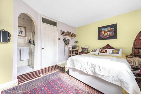20 Brunswick Grove, Cobham, KT11 1HP