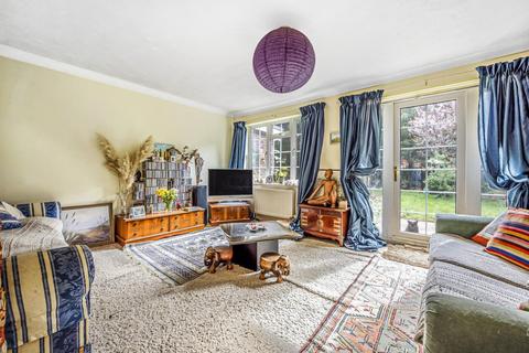 20 Brunswick Grove, Cobham, KT11 1HP