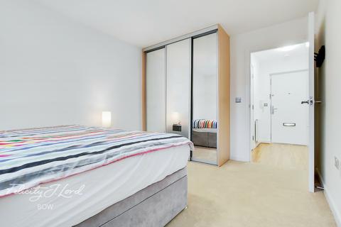 1 bedroom flat for sale, Heath Place, LONDON