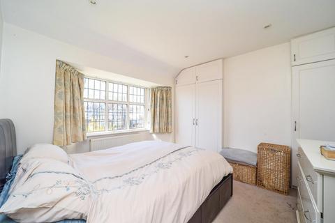 81 Dickerage Road, Kingston Upon Thames, KT1 3SR