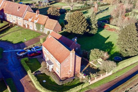 4 bedroom detached house for sale - Westcote Farm, Barrow-upon-Humber, DN19