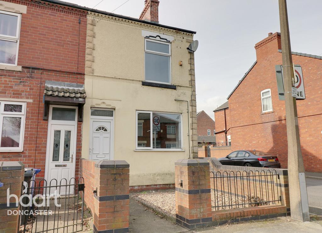 East Lane, Stainforth DONCASTER 2 bed end of terrace house £70,000