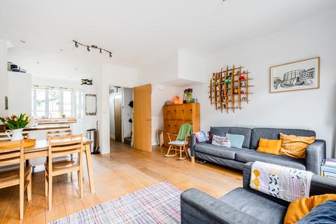 12 Jacaranda Grove, London, E8 3BA