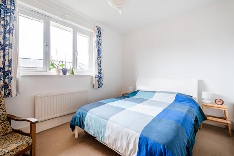 12 Jacaranda Grove, London, E8 3BA