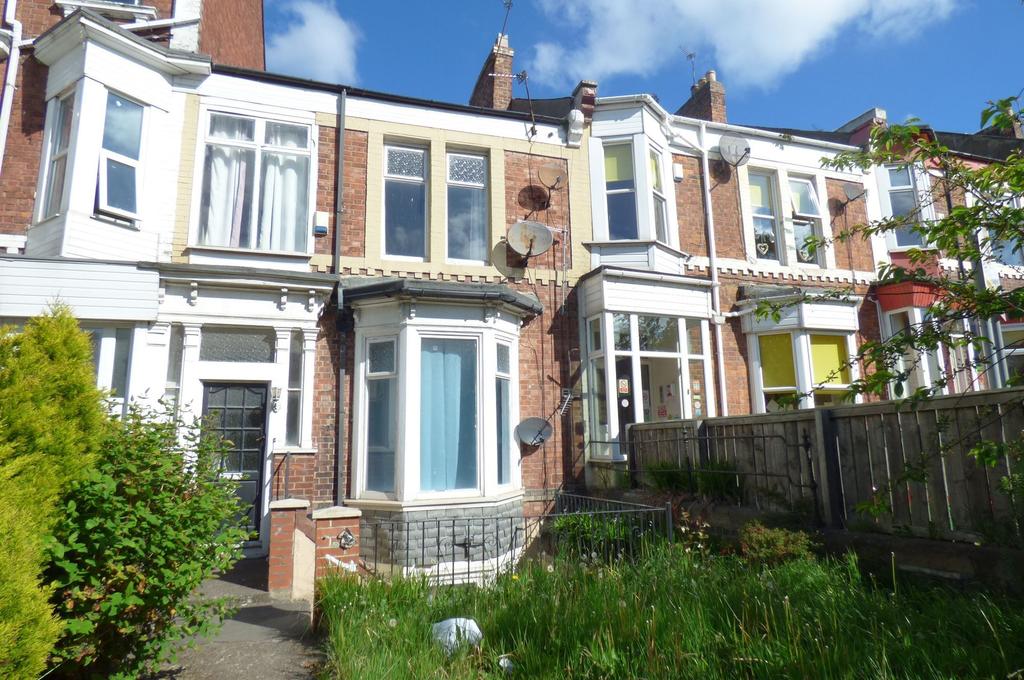 Beach Road, South Shields, Tyne and... 3 bed £699 pcm (£