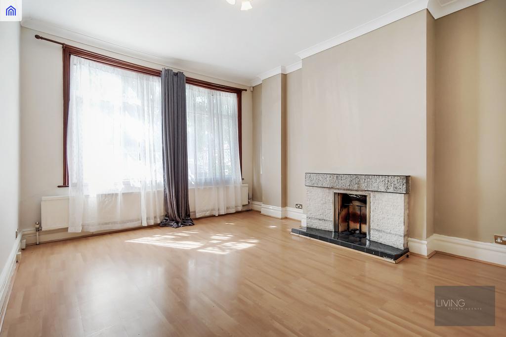 Arnold Gardens, Palmers Green, London N13 3 bed terraced house £549,995