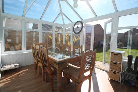 2 Cranmore, Netley Abbey, Southampton, SO31 5GG