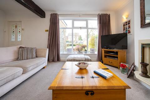 10 Ambleside Close, Bolton, BL2 3LT