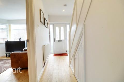 35a Belstead Avenue, Ipswich, IP2 8NR
