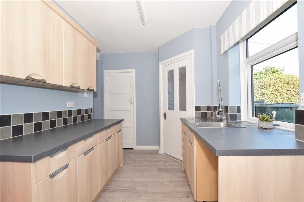 Marlowe Road, Margate, Kent 3 bed terraced house £190,000