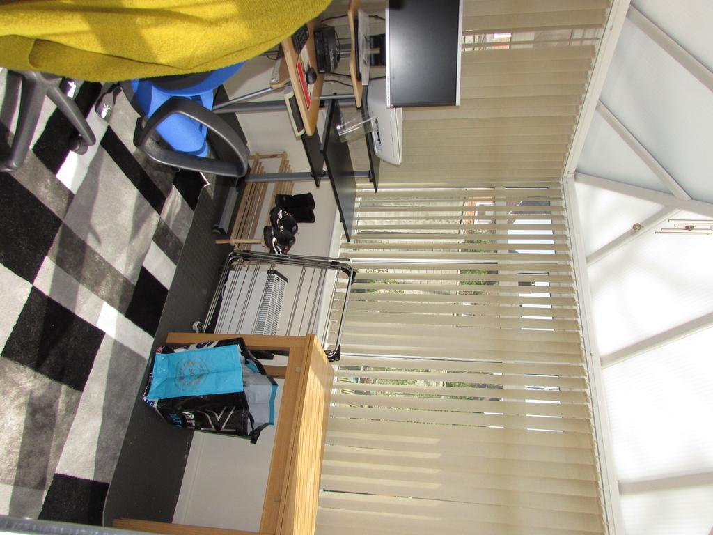 Photograph 7