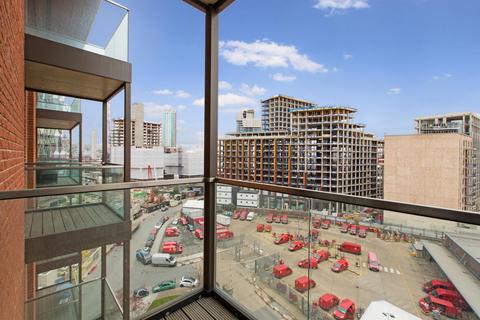 1 bedroom apartment to rent, Ambassador Building, Embassy Gardens, London, SW11