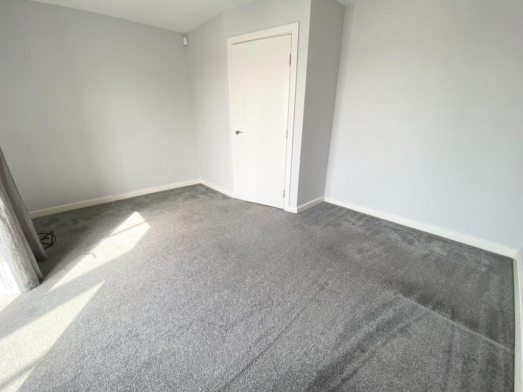 Bedroom 3 - 2nd Floo