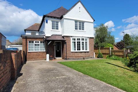 17 Churchfield Road, Upton St Leonards, Gloucester, GL4 8AT