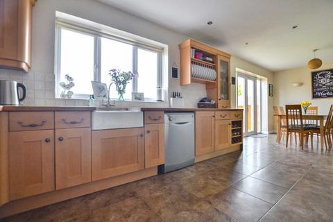 17 Churchfield Road, Upton St Leonards, Gloucester, GL4 8AT