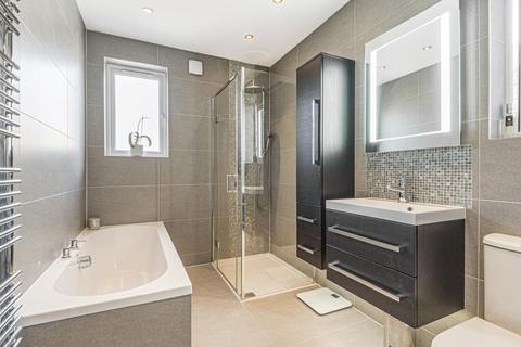 25b Dalling Road, London, W6 0JD
