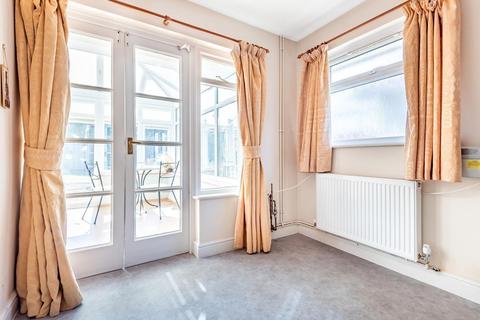 18 Browns Lane, Storrington, Pulborough, RH20 4LG