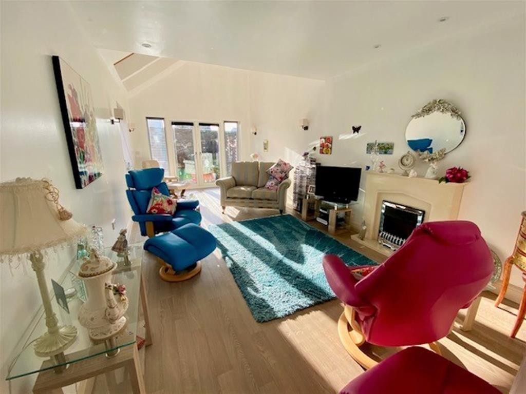 Scholars Green, Distington, Workington, CA14 5UA 2 bed bungalow £165,000