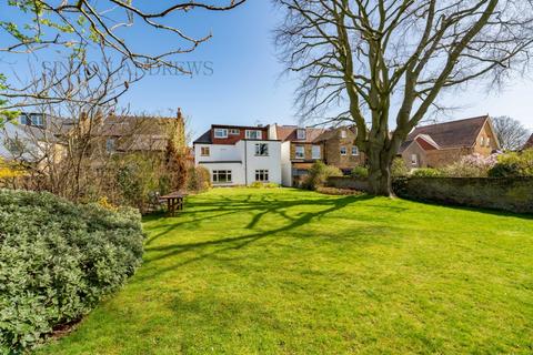 Flat 1, 7 Westbury Road, London, W5 2LE
