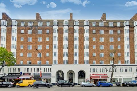 1 bedroom flat to rent, Latymer Court, Hammersmith Road, Hammersmith, W6