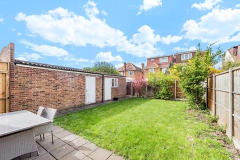 5 Manor Drive, Feltham, TW13 6RR
