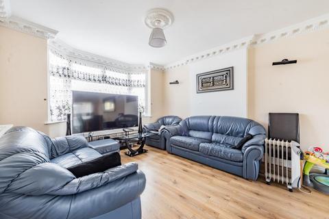 5 Manor Drive, Feltham, TW13 6RR