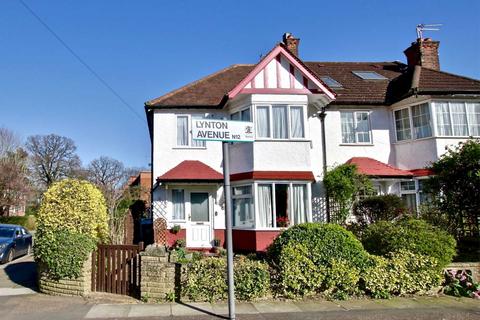 18 Lynton Avenue, London, N12 9JH