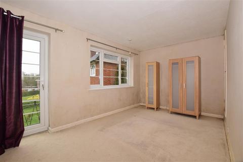 12 Felbridge Close, Sutton, SM2 5QH
