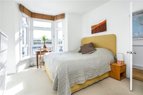 41b Myrtle Road, London, W3 6DY