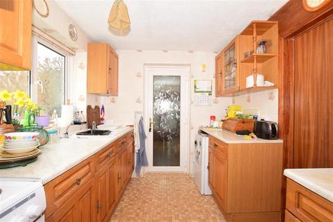210 Hunt Road, Tonbridge, TN10 4BJ