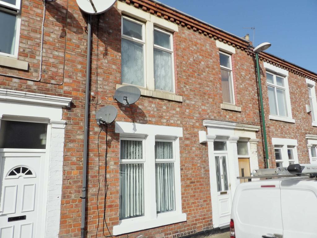 Dacre Street, Laygate, South Shields, Tyne and Wear, NE33 5QD 2 bed