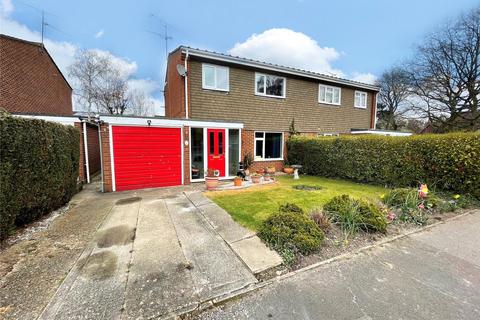 15 Buchanan Drive, Finchampstead, Wokingham, RG40 4EF