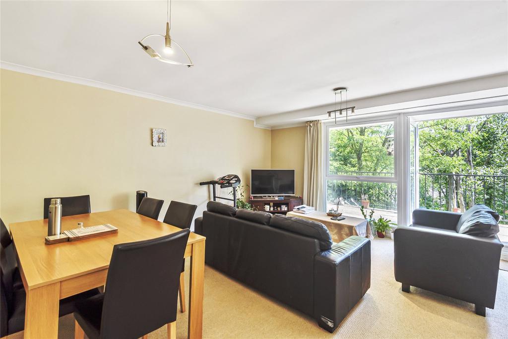 Living/Dining Room
