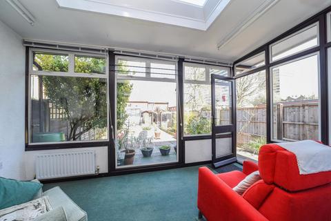 19 Cambridge Road, New Malden, KT3 3QE
