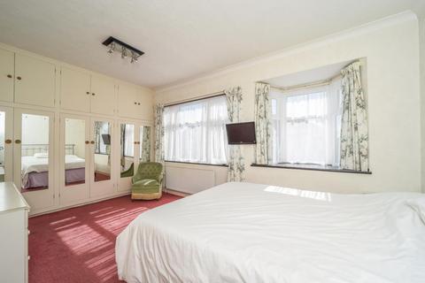 19 Cambridge Road, New Malden, KT3 3QE