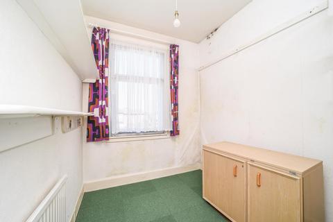 19 Cambridge Road, New Malden, KT3 3QE