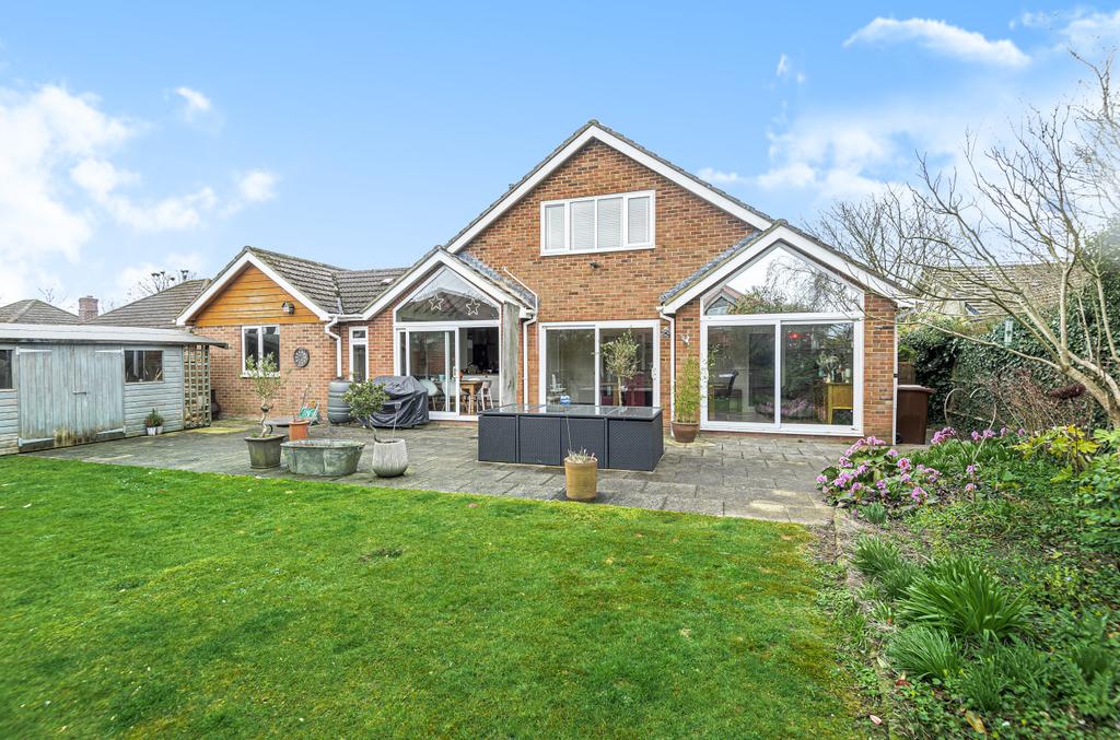 Downs Road, South Wonston... 5 bed detached house - £750,000