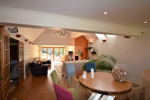 90 Hill Road, Watlington, OX49 5AF