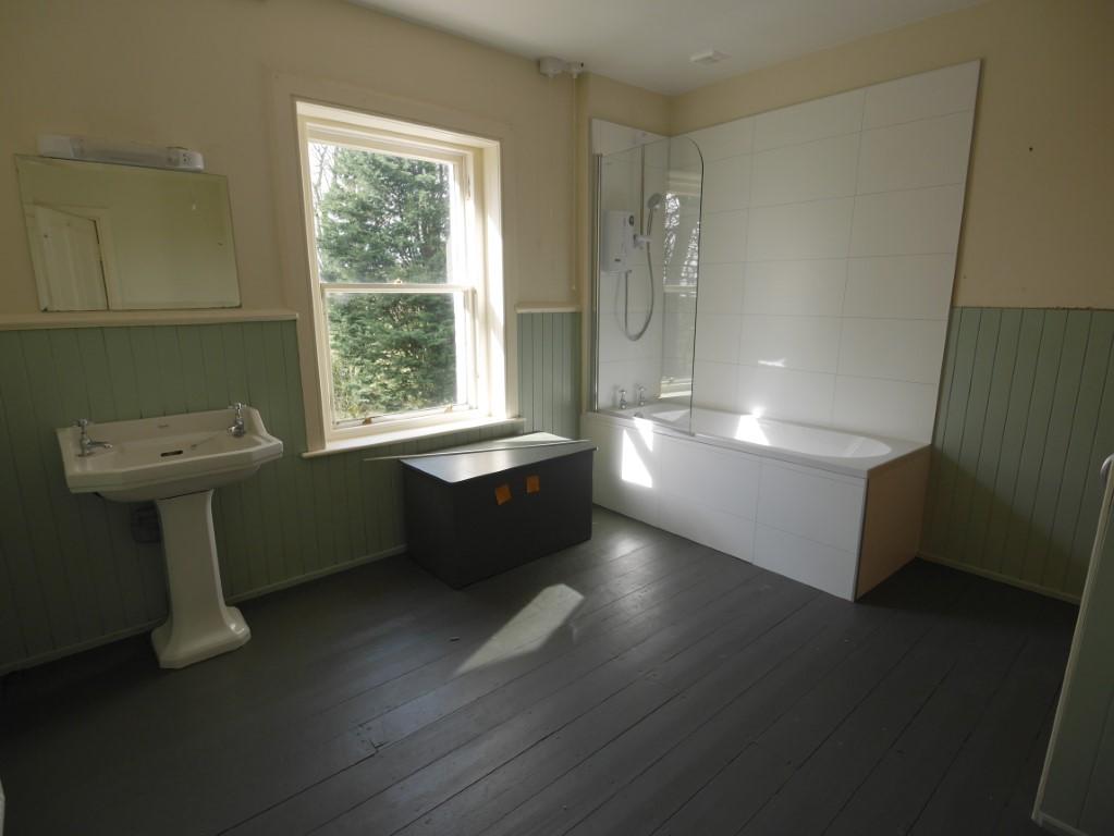 The Manse, Colvend, Dalbeattie, DG5 4 QN - Braidwoo
