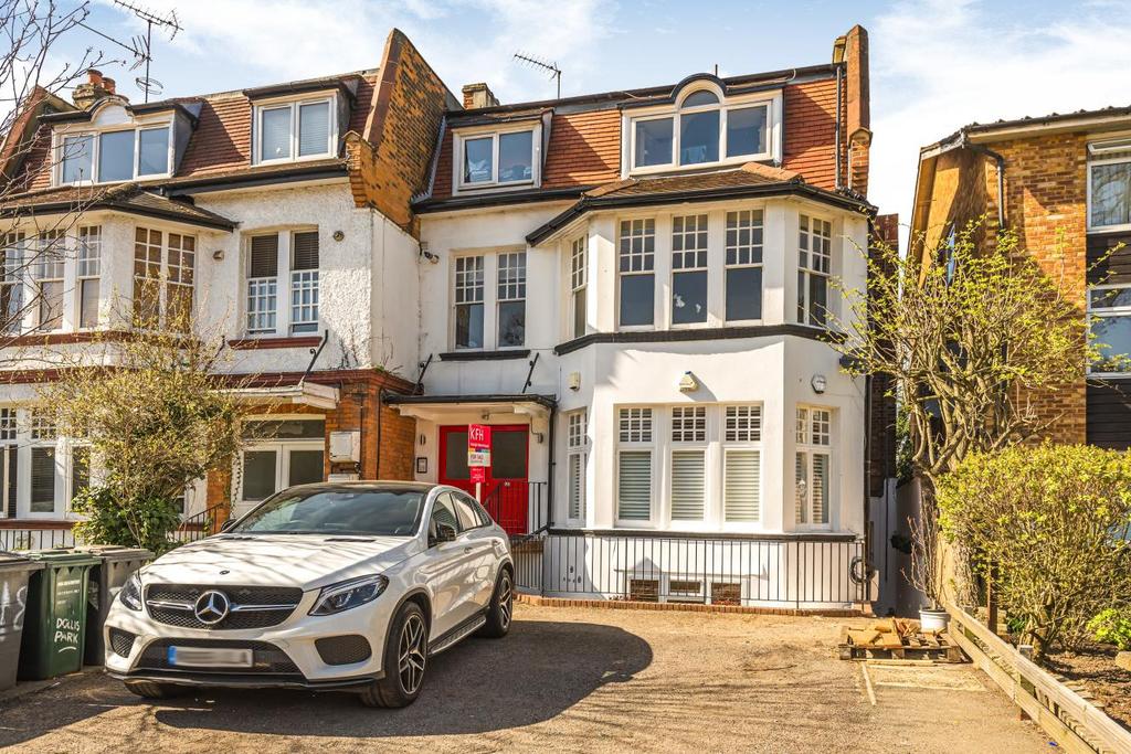 Nether Street, Finchley 2 bed flat £425,000