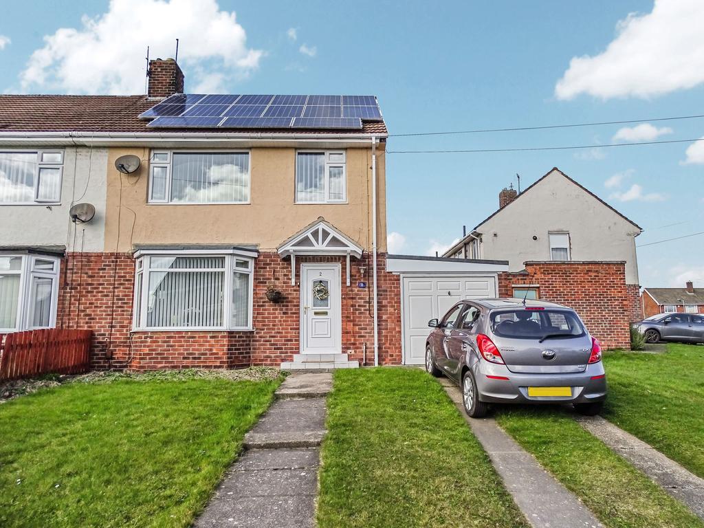 Rishton Close, Roseworth, StocktononTees, Durham, TS19 9BS 3 bed semi