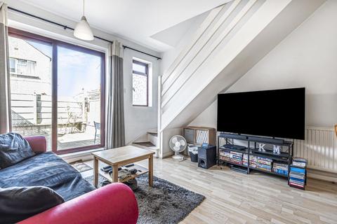 79 Bickersteth Road, London, SW17 9SH